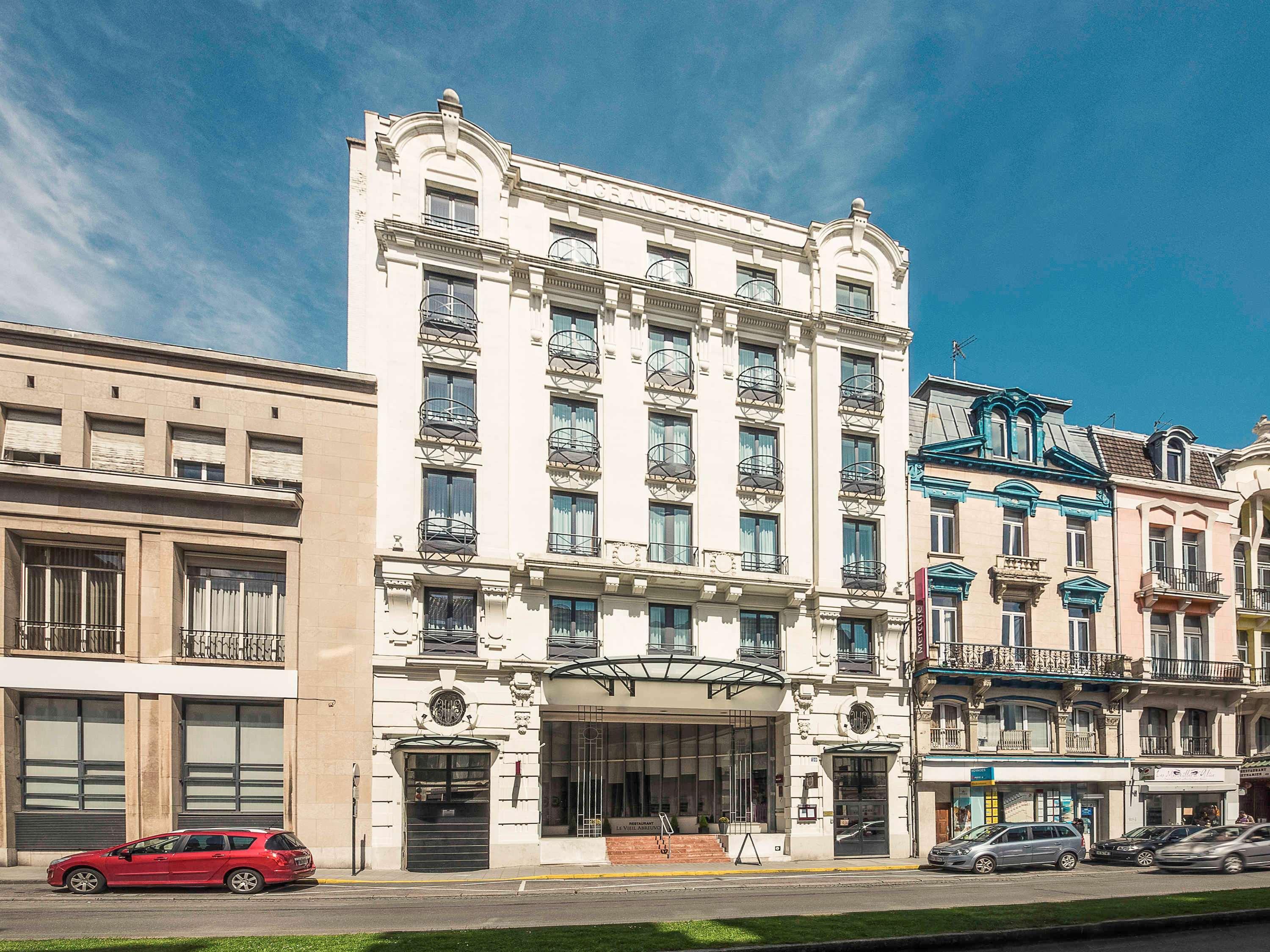 Mercure Lille Roubaix Grand Hotel Exterior foto